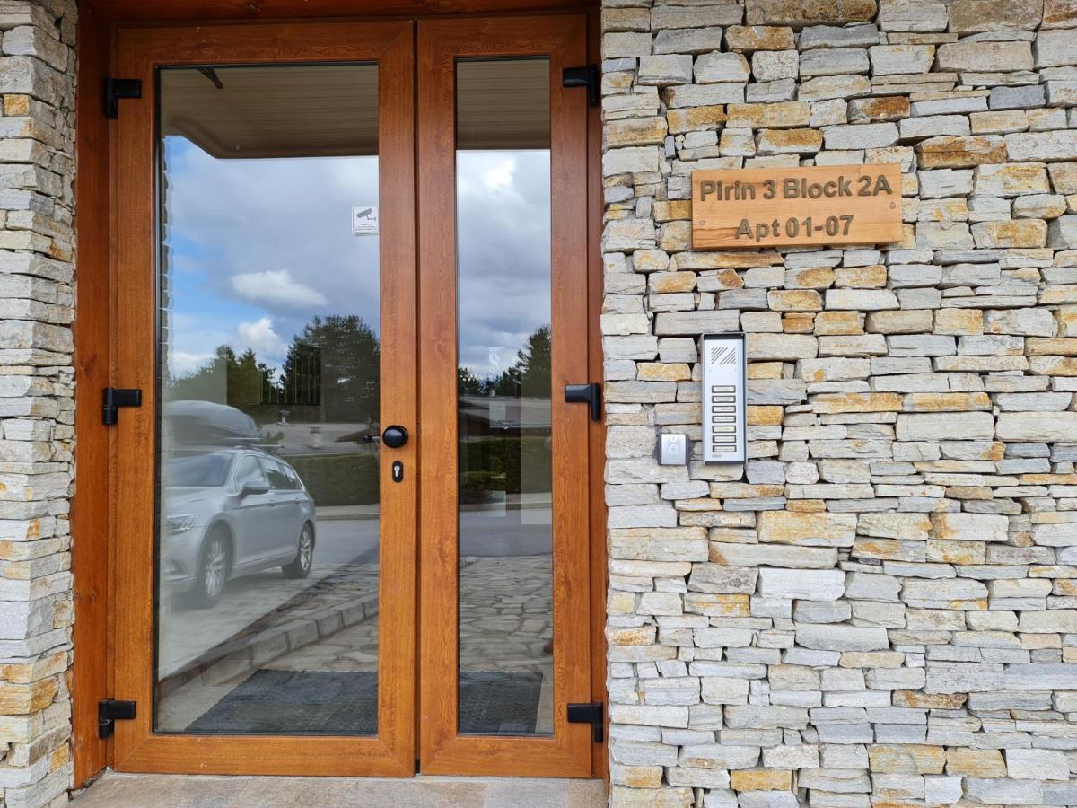 Pirin Golf Apartment Home With Private Garden Банско Экстерьер фото