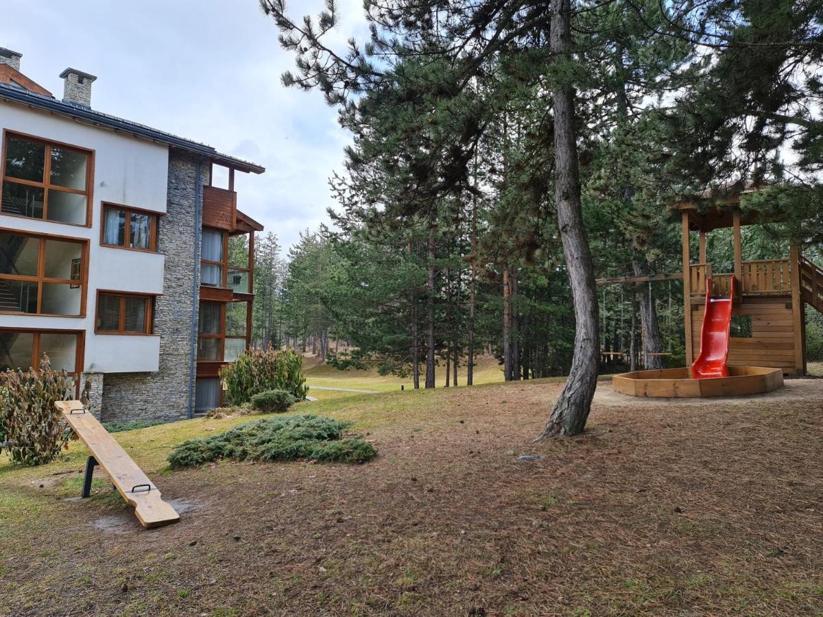 Pirin Golf Apartment Home With Private Garden Банско Экстерьер фото
