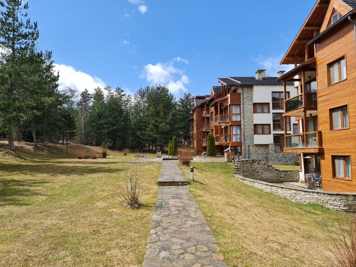 Pirin Golf Apartment Home With Private Garden Банско Экстерьер фото